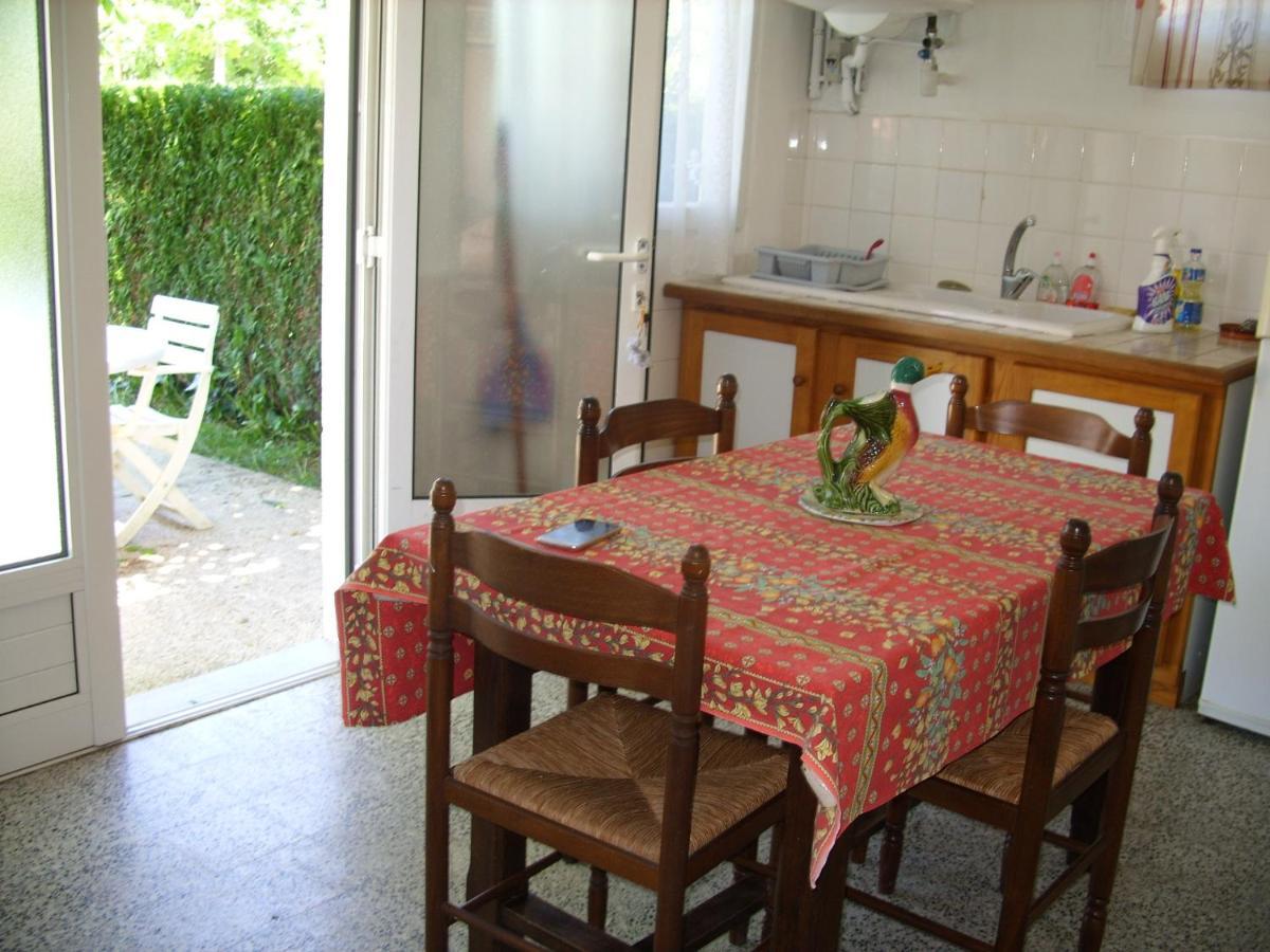 Le Moustic Villa Leon Ngoại thất bức ảnh